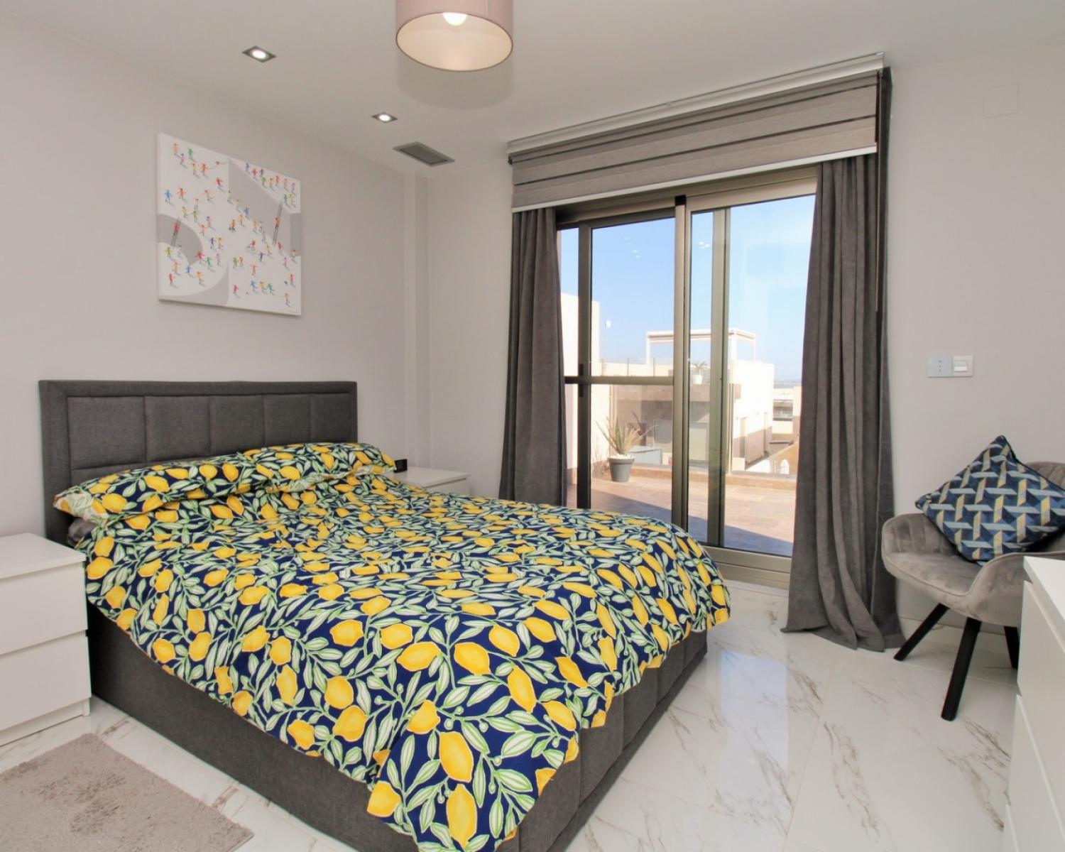  en venta chalet Villamartín Baix Segura 25