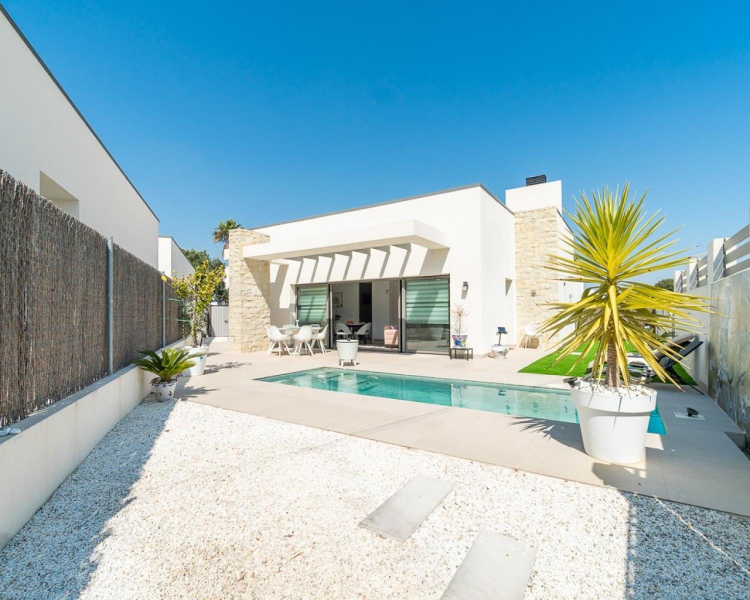  en venta chalet Villamartín Baix Segura 11